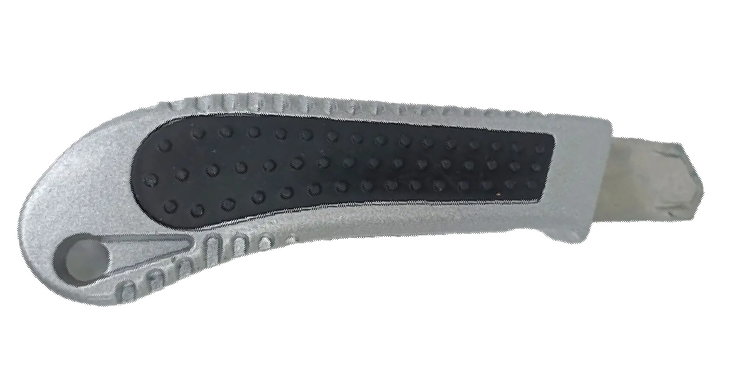 CUTTER CON HOJA 18 MM ALUMINIO CEA02U UYUSTOOL
